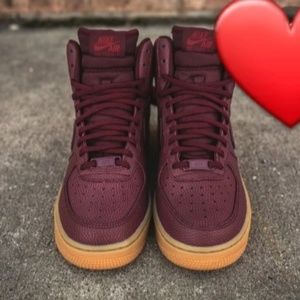 Nike air force 1 high night maroon